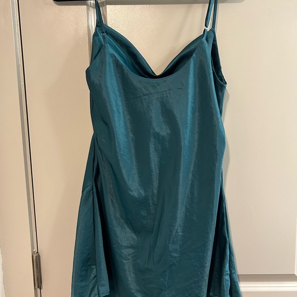Elegant Teal Satin Mini Dress - Picture 4 of 4